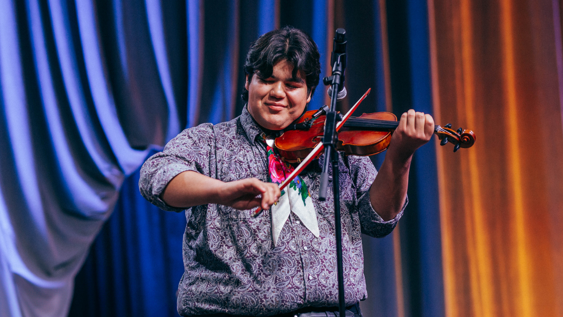 Fiddle player performing
