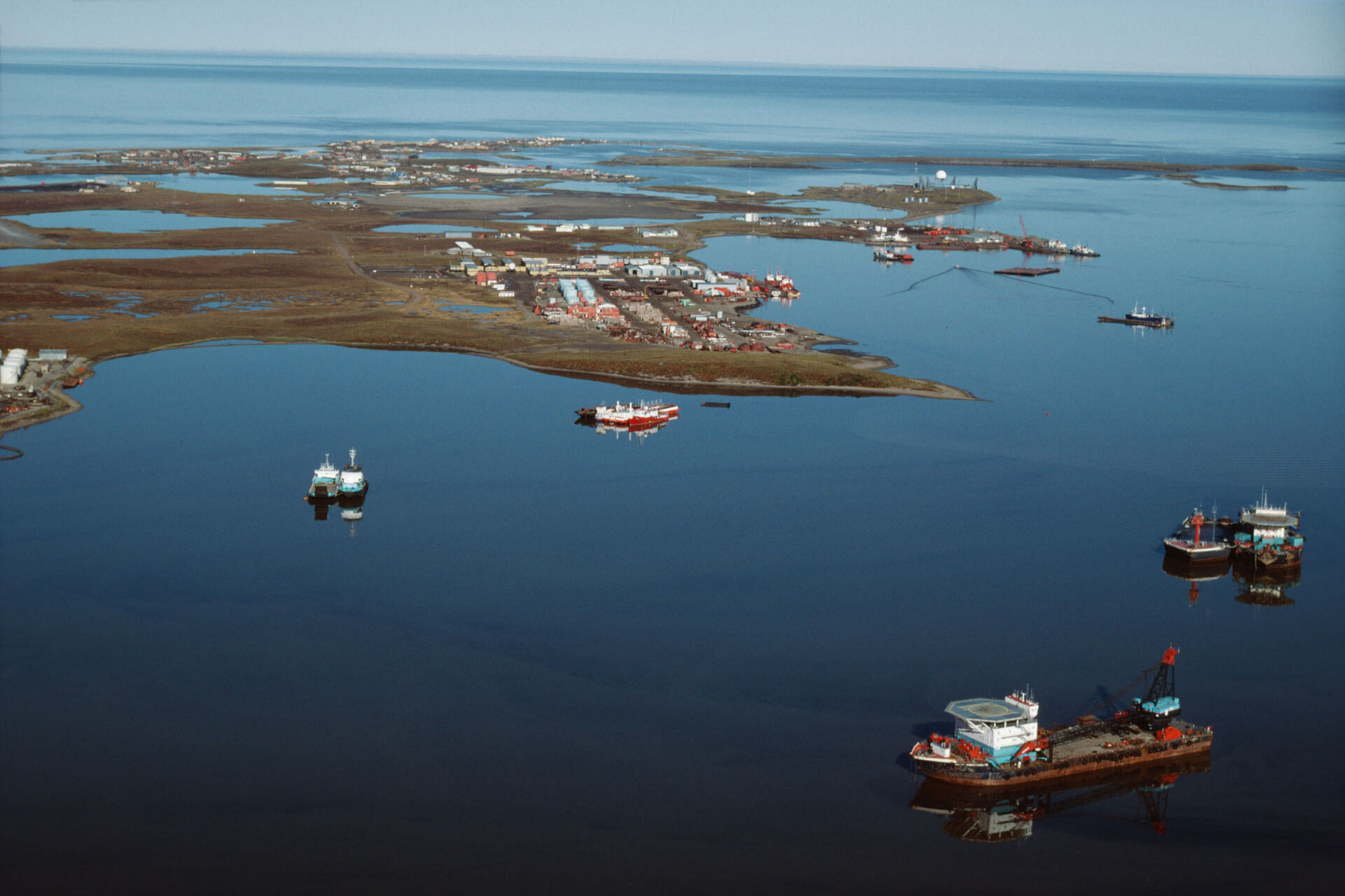 Tuktoyaktuk-1920-1080 View of Tuktoyaktuk, N.W.T. from the Arctic Ocean