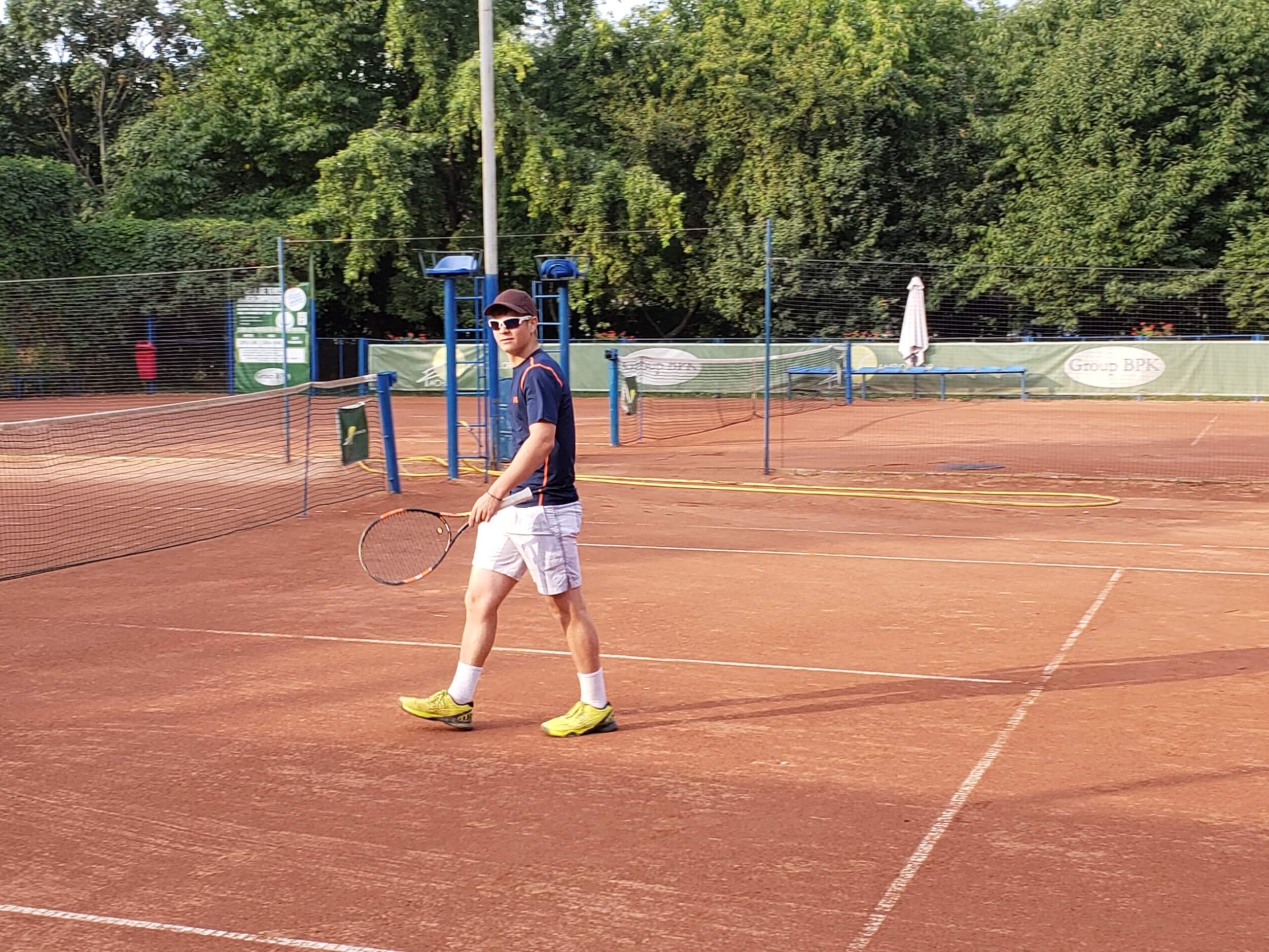 Tennis pic 1